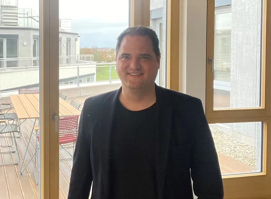 Dr. Marc König